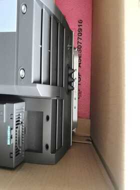 富士变频器FRN2.2G11S-4CX功能，成色如图，标询价