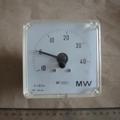 议价有功功率表   1 PCS ENERDIS GEC ALSTHOM  -1040MW， 95*95M