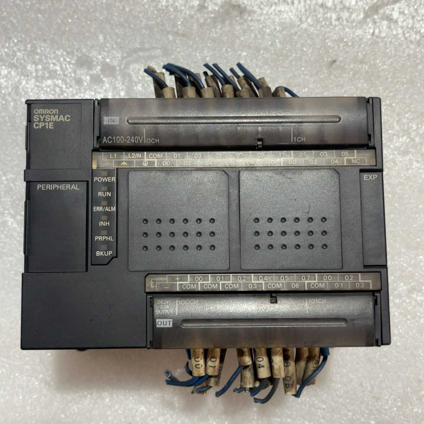 PLC CP1E-E30DR-A一台~询价
