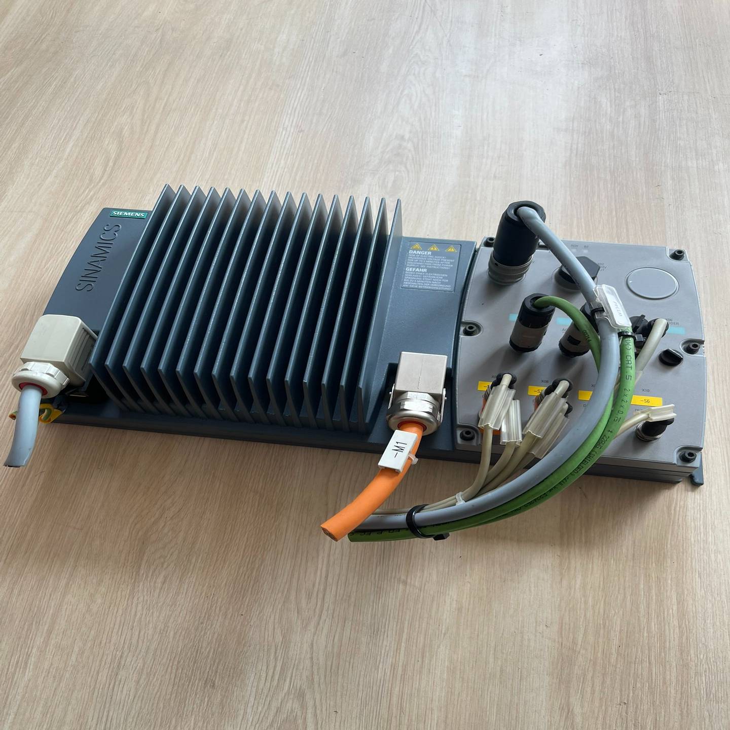 西门子功率模块6SL3525-0PE17-5AA16SL3-议价