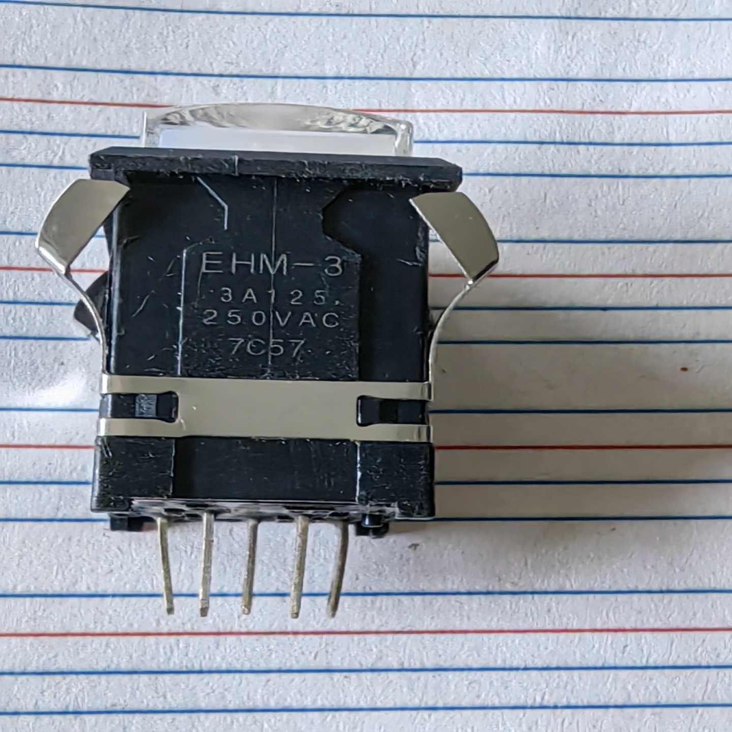 全新原装进口SUNMULON按钮开关，型号EHM-3。适用电议价