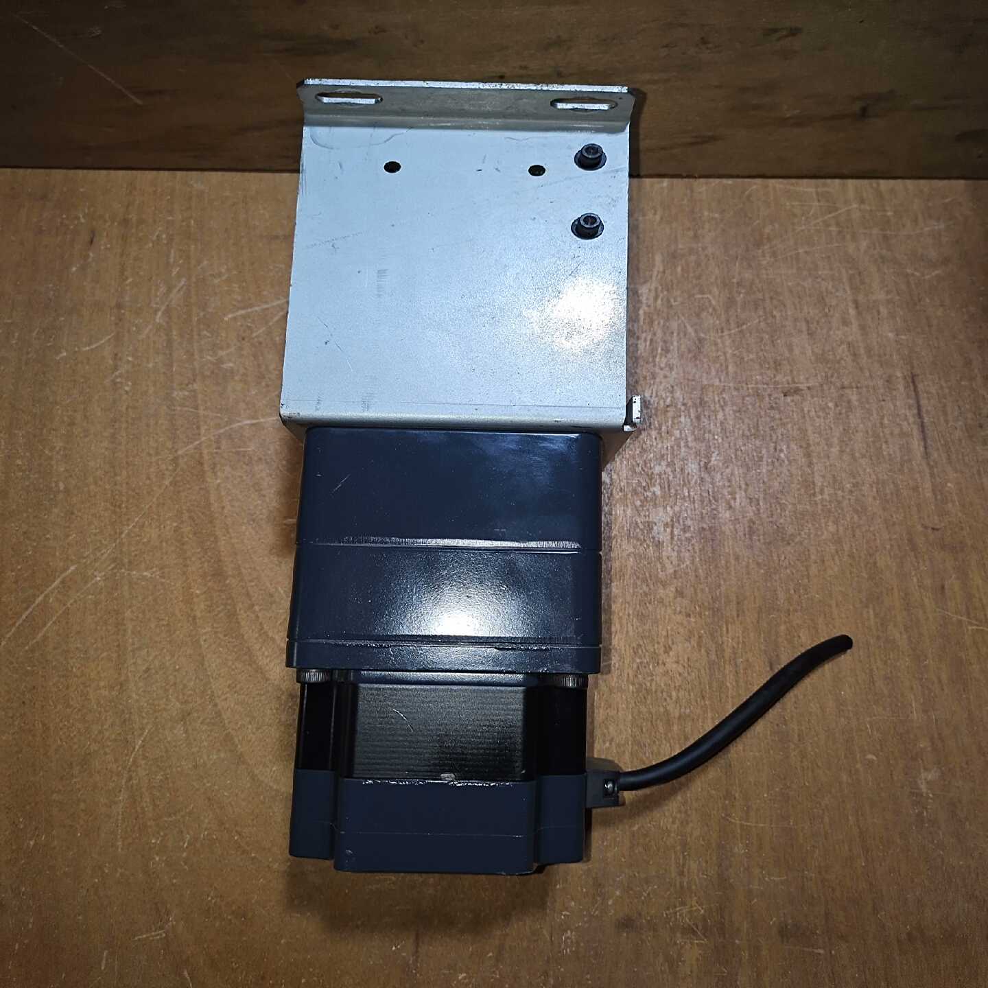 议价VEXTA东步进电机马达ASM98AC-P25拆机，