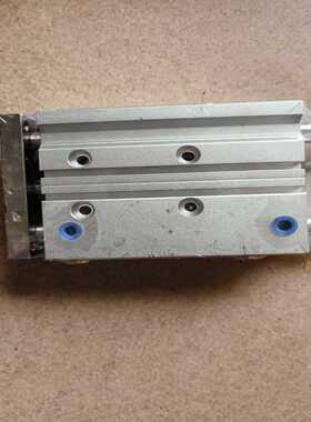 亚德客三轴气缸TCM20X70S，全新产品，成色漂亮，功能--议价商品