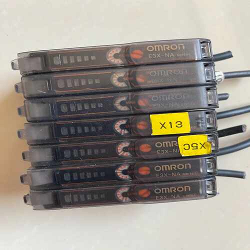 EX3-NA11光纤放大器，剪线，有的有盖，询价