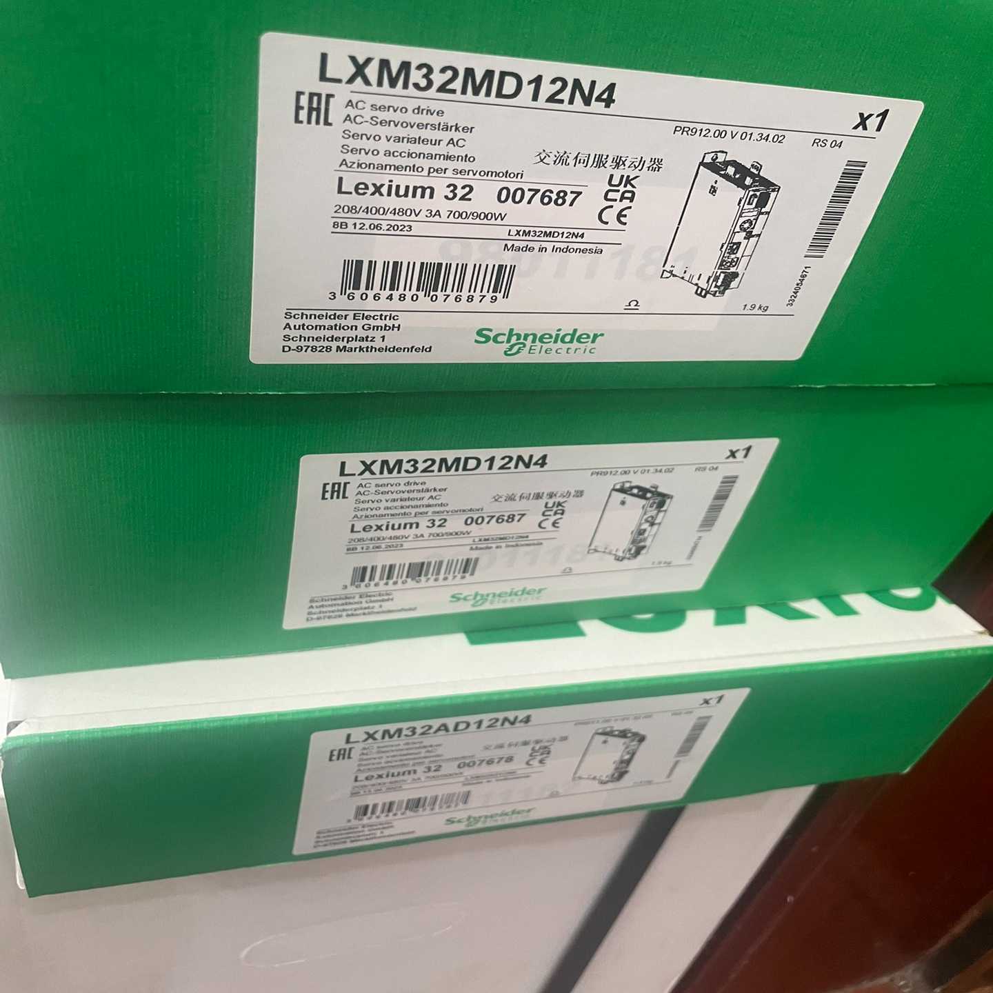 【议价】LXM32MD12N4驱动