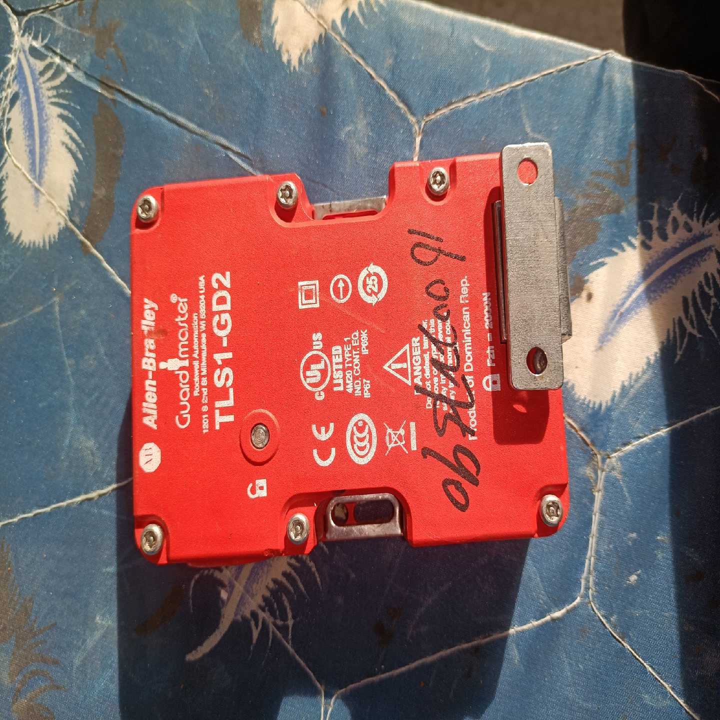 罗克韦尔安全锁 安全门开关TLS1-GD2~询价