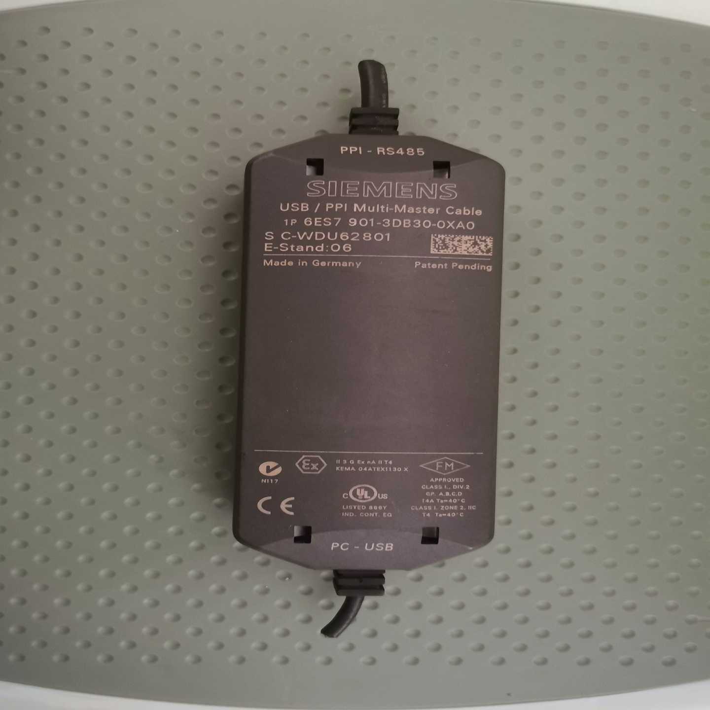 询价二手西门子编程线，6ES7901-3DB30-0XA0，