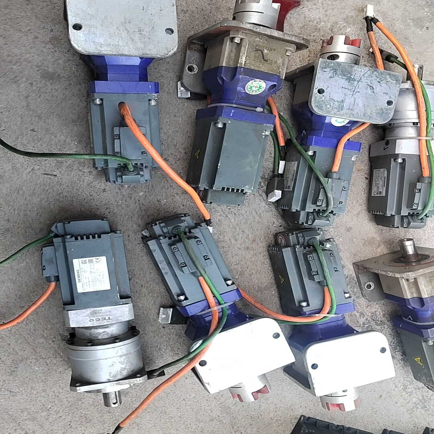 电机一台1FL6042-2AF21-1AA1带减速机，询价