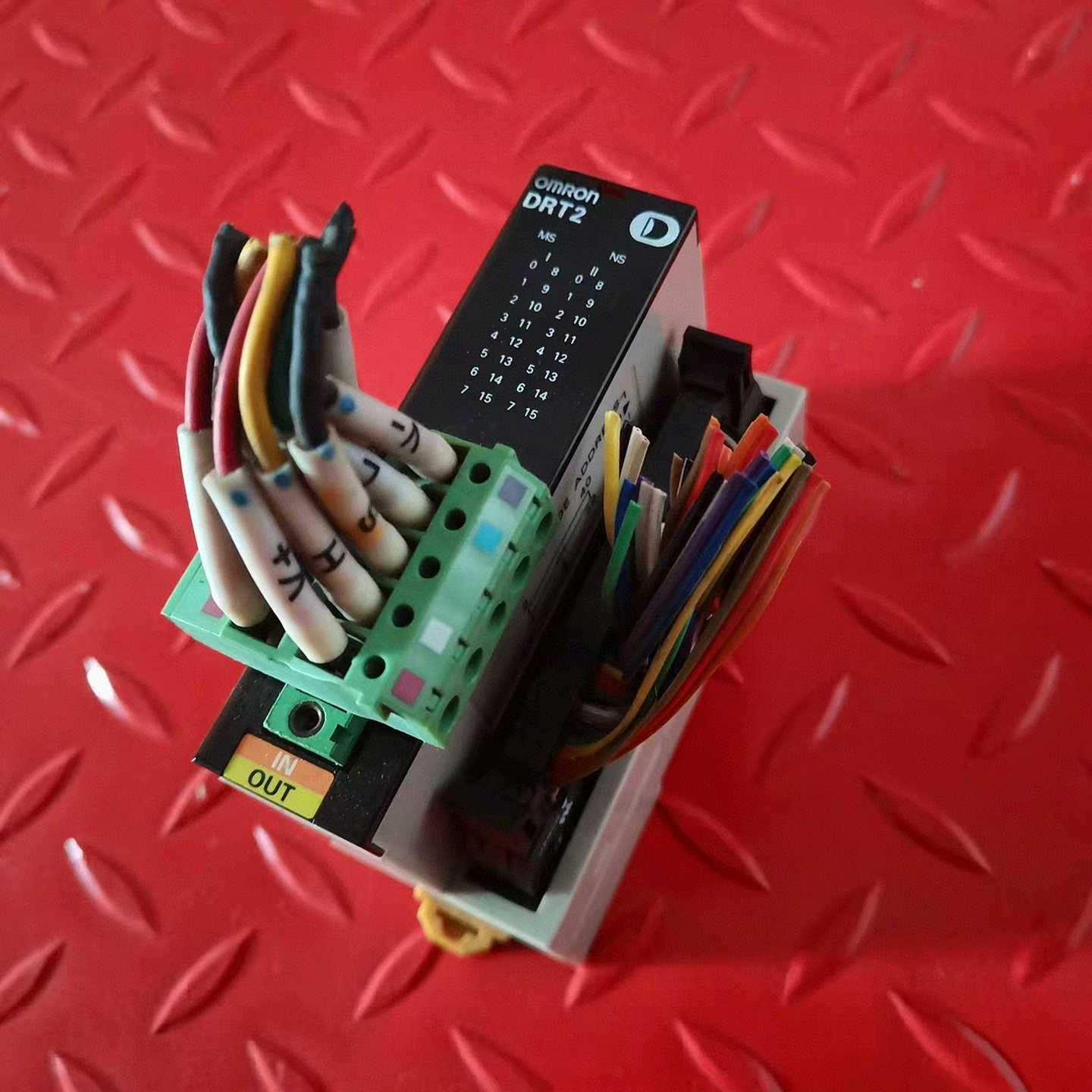 欧姆龙DRT2-MD32ML远程终端模块，实物拍摄，成色如图-询价客服