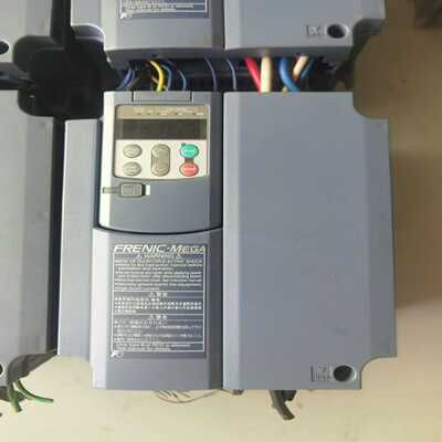 富士G1S变频器 11KW 220V （电子设备）