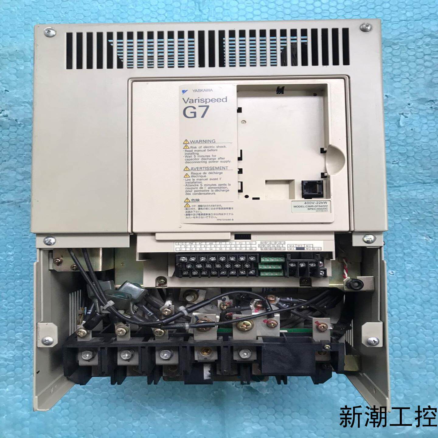 安川变频器CIMR-G7A402222KW  没有面板议价商品