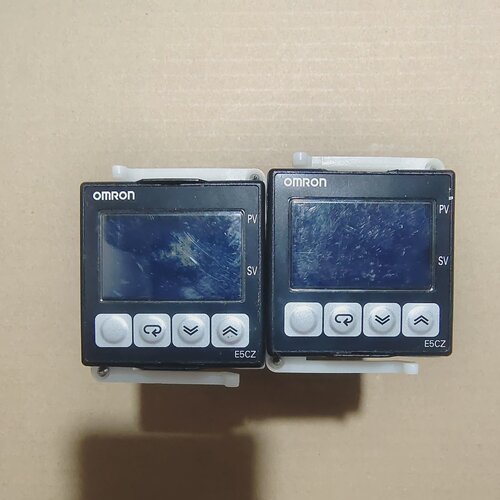 询-温控器E5CZQ2MT