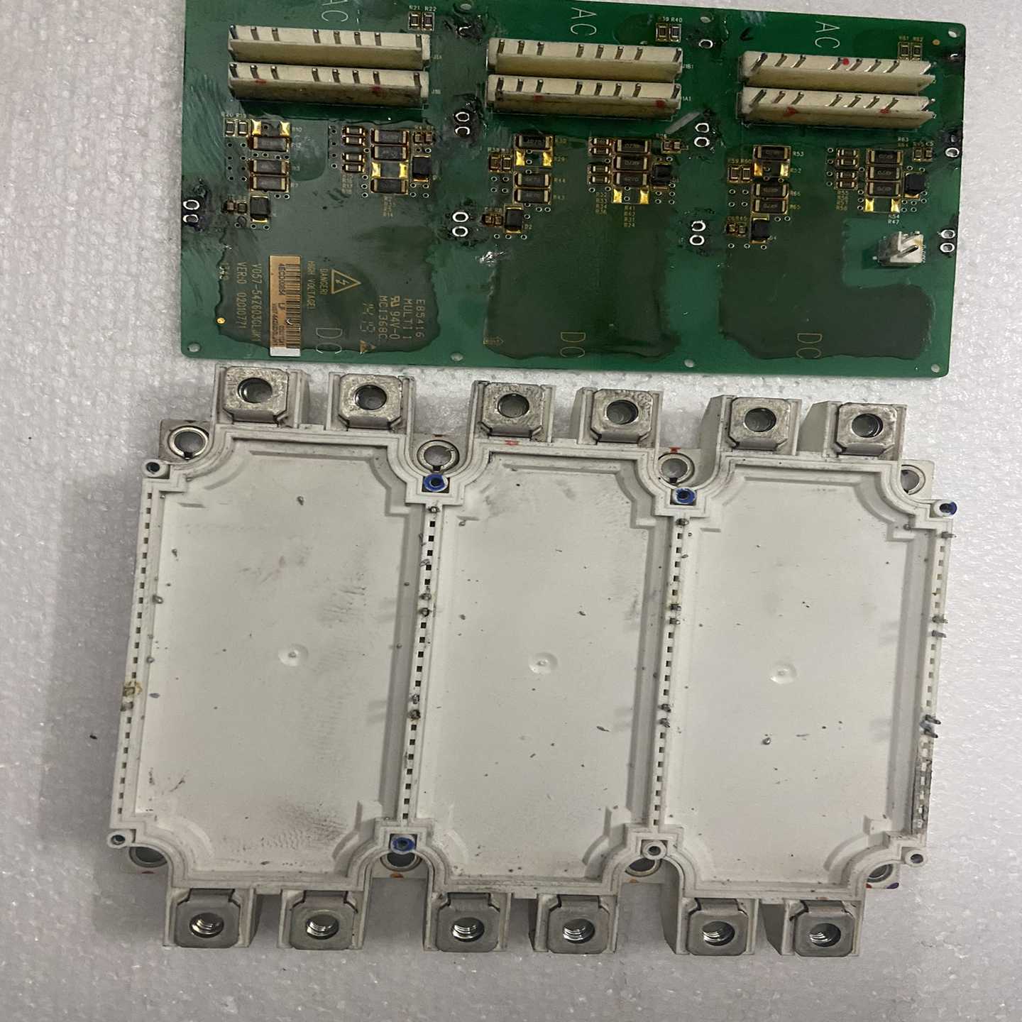 VO57-54Z603GLJK1，FS450R12KE4，F询价