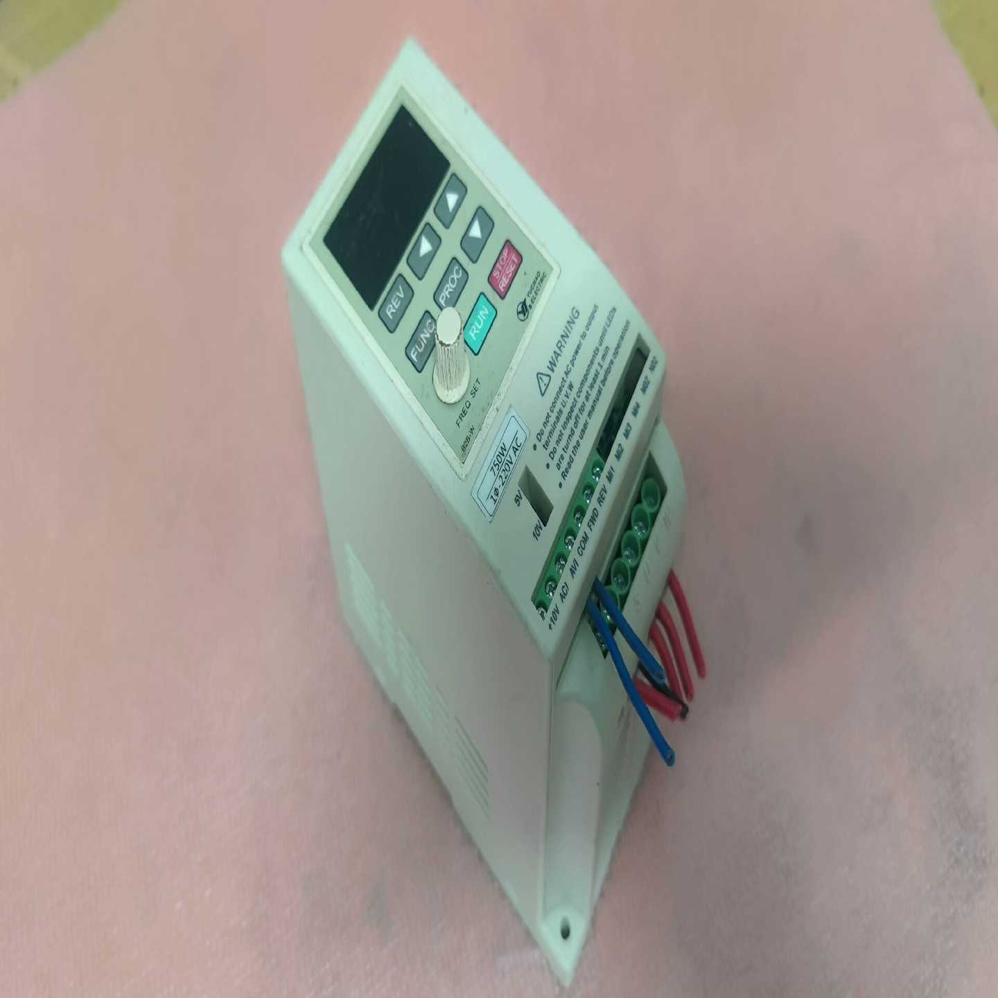 议价上海亚泰变频器YTBz0007MG2S2A0(B2B-W1现货/维修