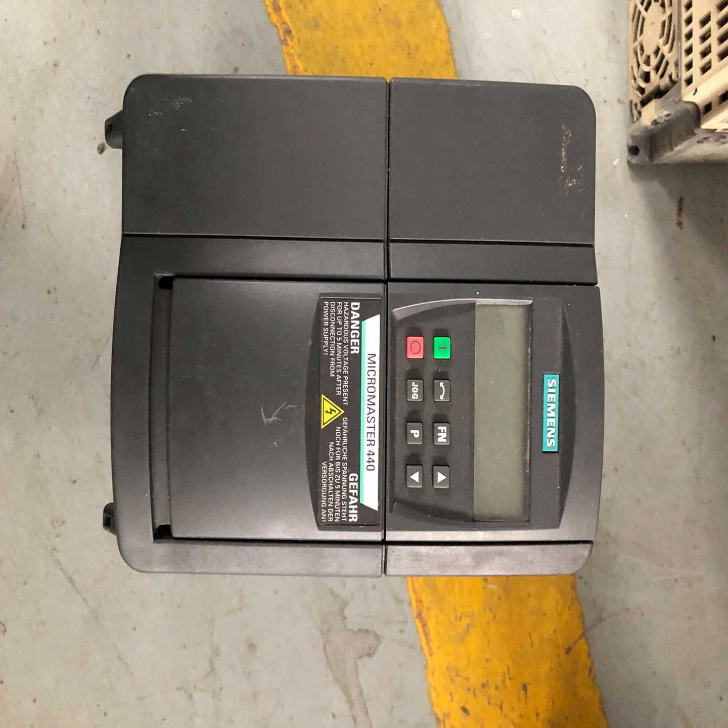 【议价】变频器1.5KW变频器6SE6440-2UC21-5适用