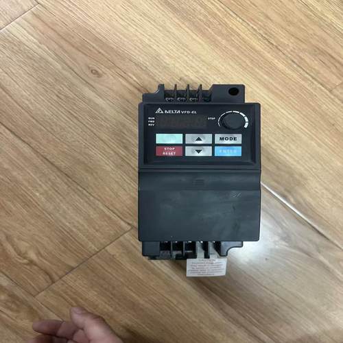 VFD015EL43A台达1.5KW变频器 380V实物（佳毅工控）