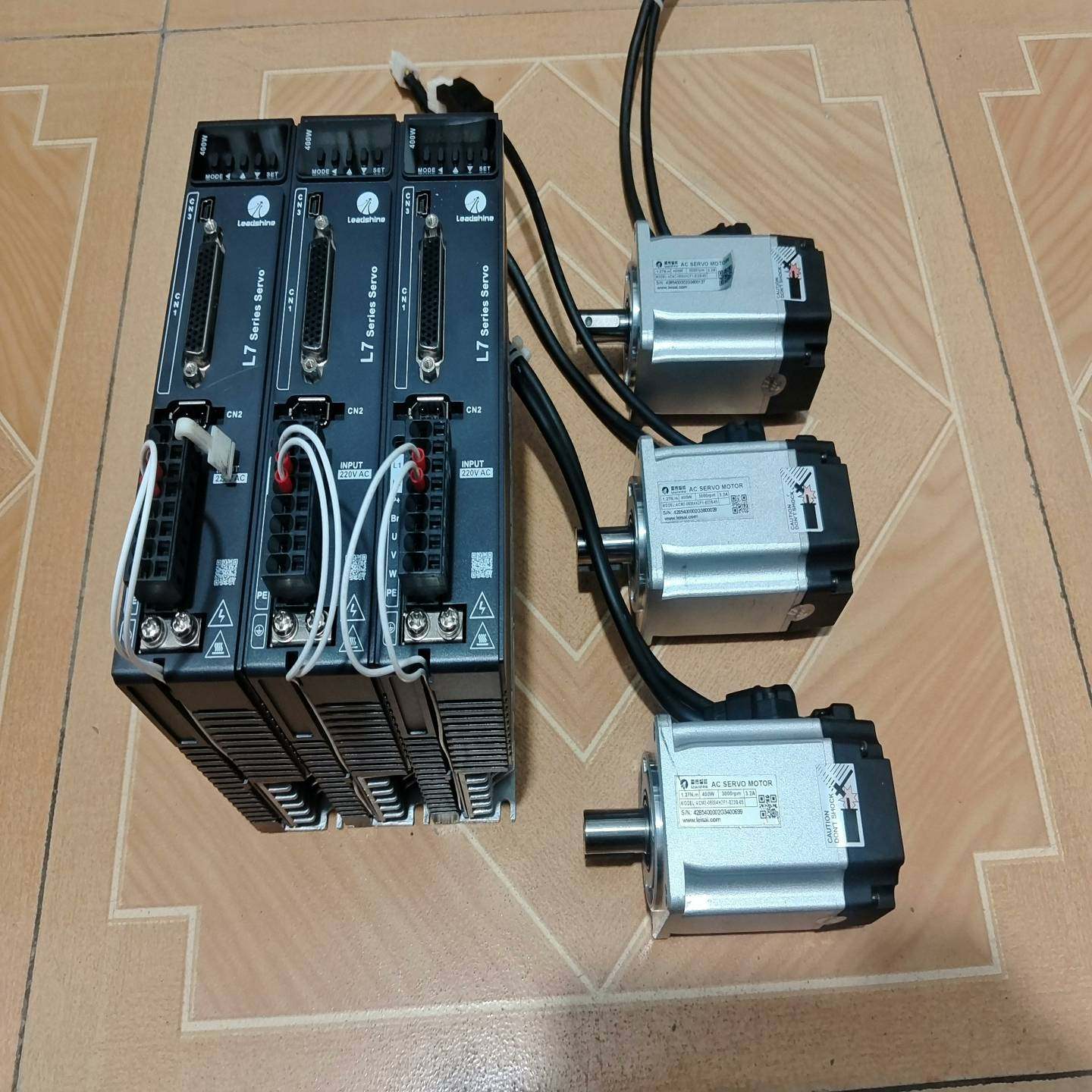 400w雷赛伺服电机L7-400，电机ACM2-06004H询价