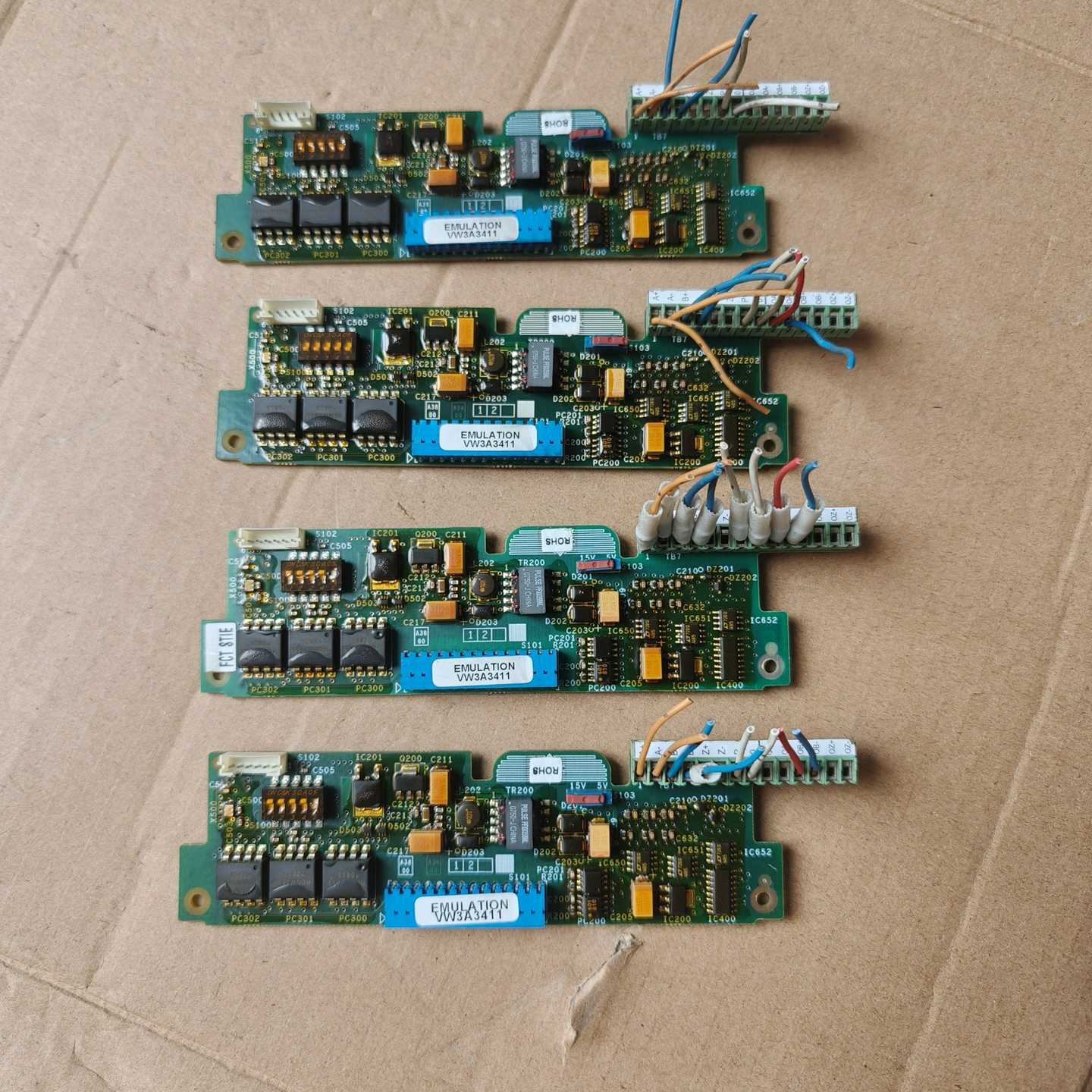 询价施耐德VW3A3411，变频器PG卡