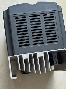 询价*佳乐变频器JR7101R5H4三相380V1.5kW
