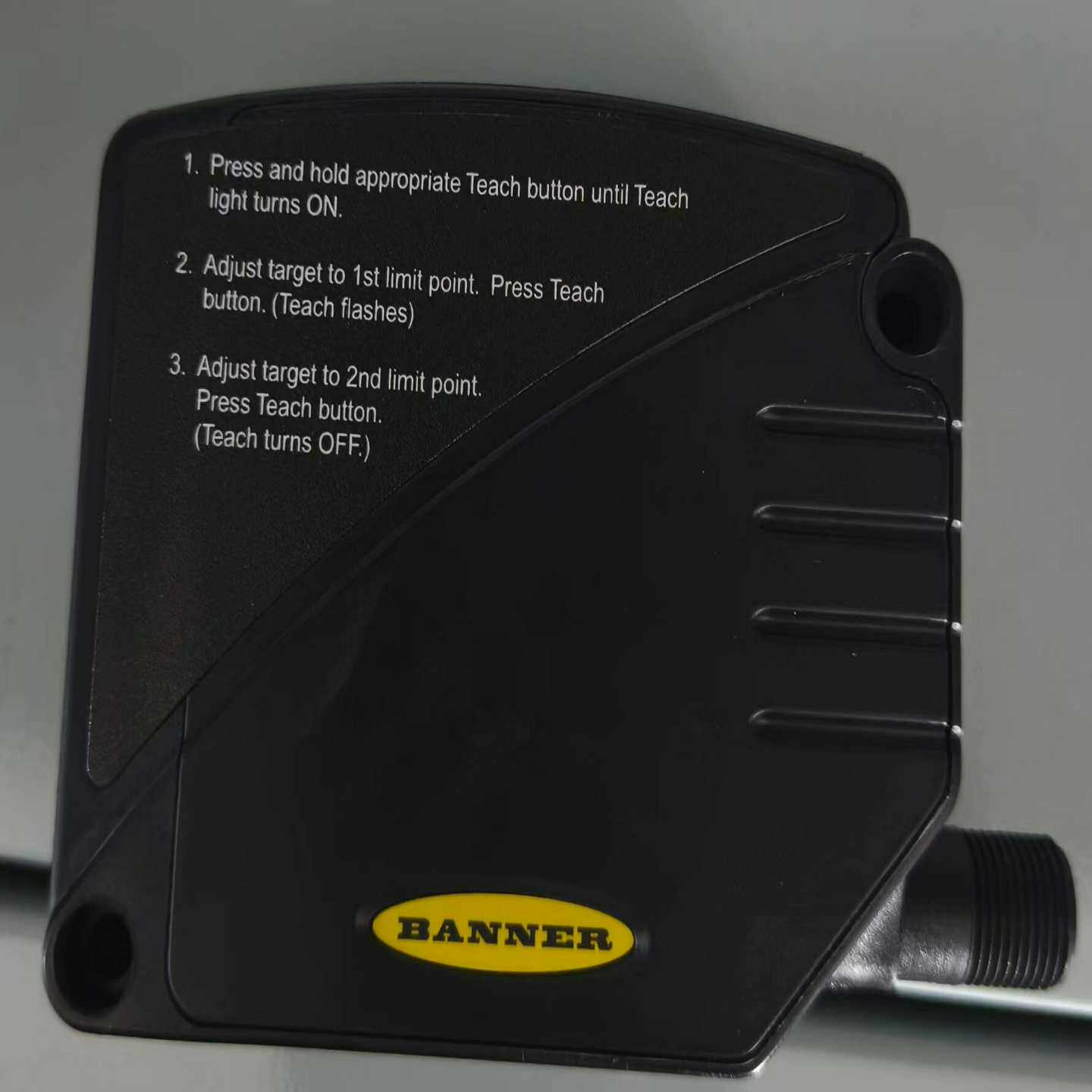 全新美国邦纳激光传感器LT3PUQ，L-GAGE，实物图片，--议价商品