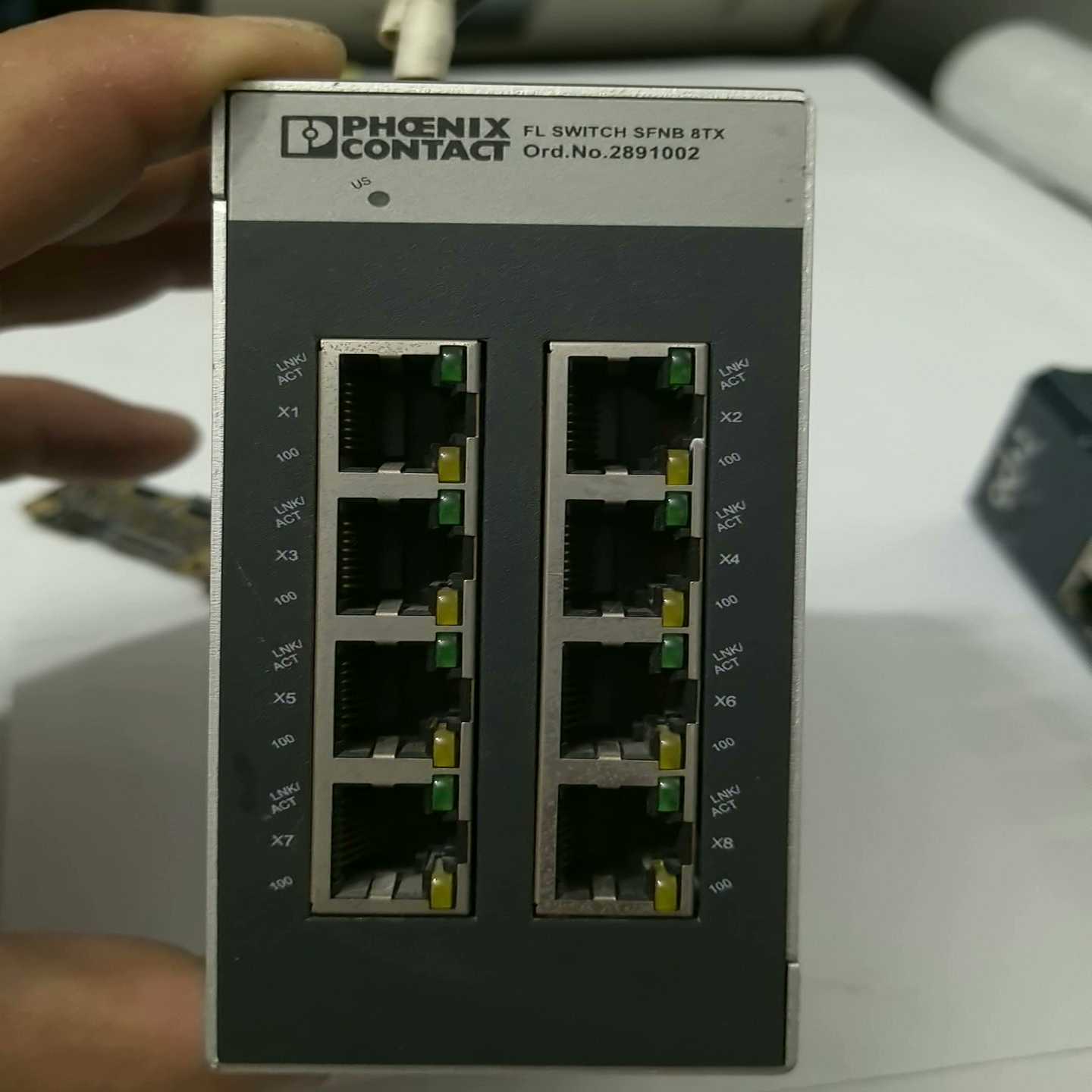 菲尼克斯 FL SWITCH SFNB 8TX 289100一议价商品