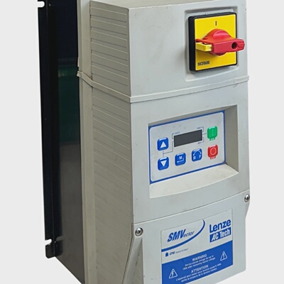 LENZE AC TECH ESV152N04TMC  13374838 SMVector DRIVE 1.5kW2HP