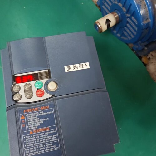 寻富士变频器3.7KWFRN3.7C1S4C成色如图功