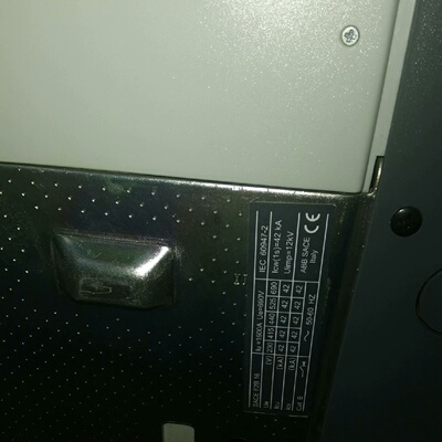 拍前询价：框架断路器E2B1600R1600PR121PLI