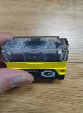 康耐视读码器DM70S外壳有点裂缝不影响使用