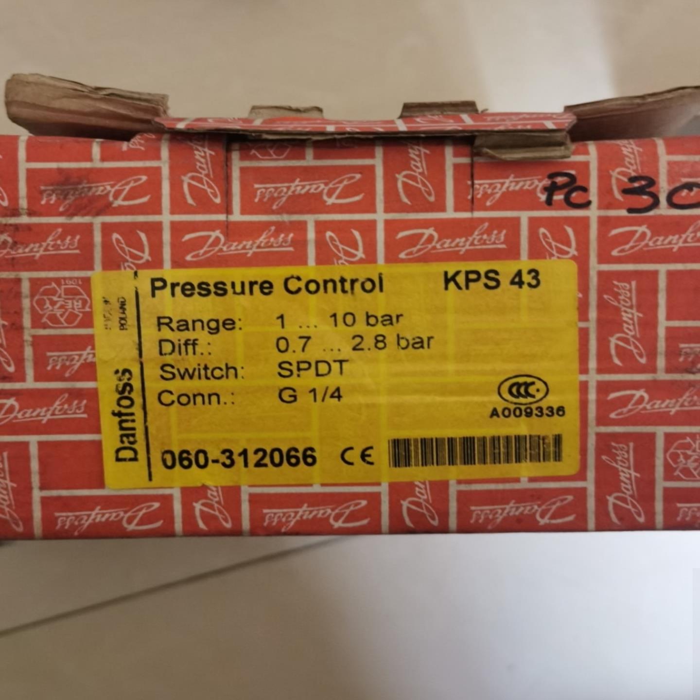 1-3-D 丹佛斯压力开关0-10Bar 新~询价