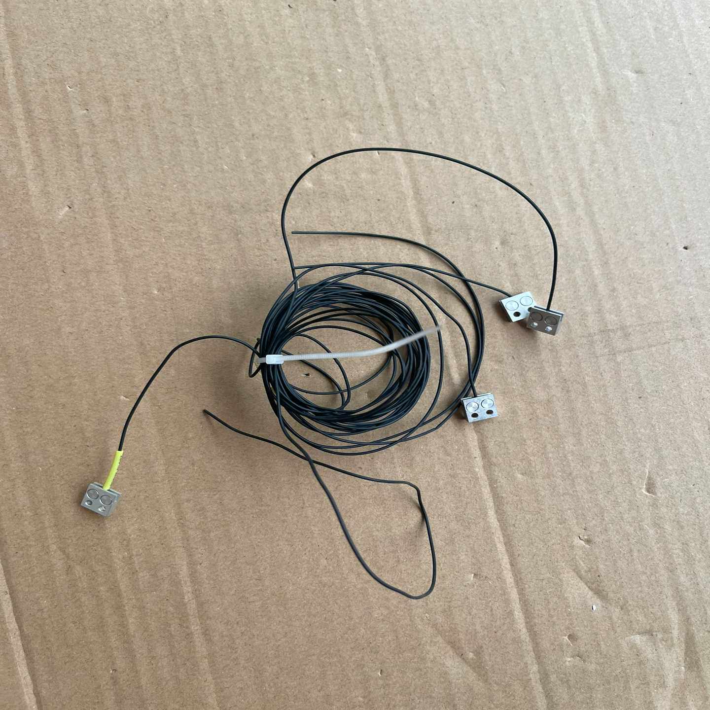 全新KEYENCE基恩士FU-51TZ传感器，图片实拍--议价商品