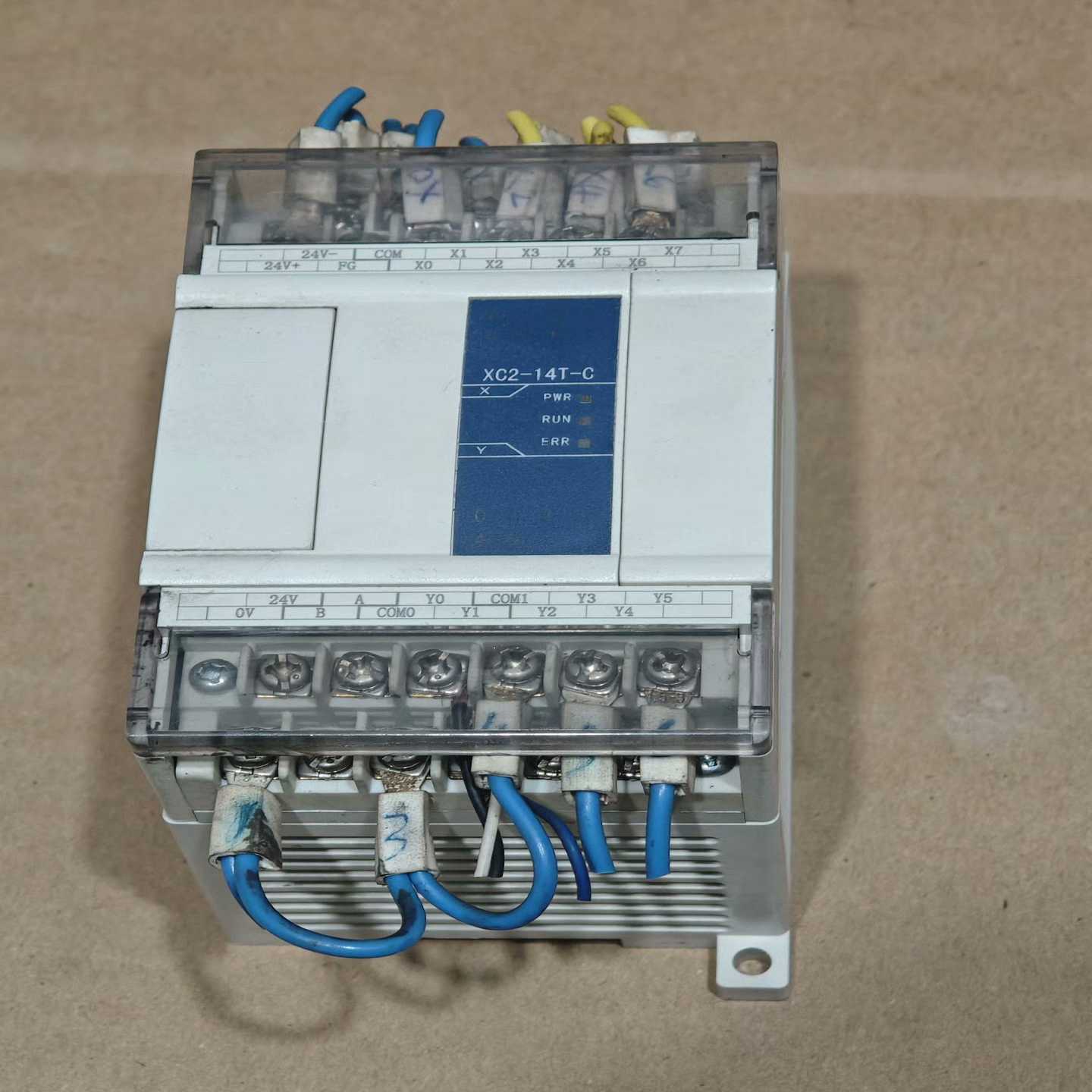 信捷PLCXC2-14T-C一台实图拍摄，功能正常，询价