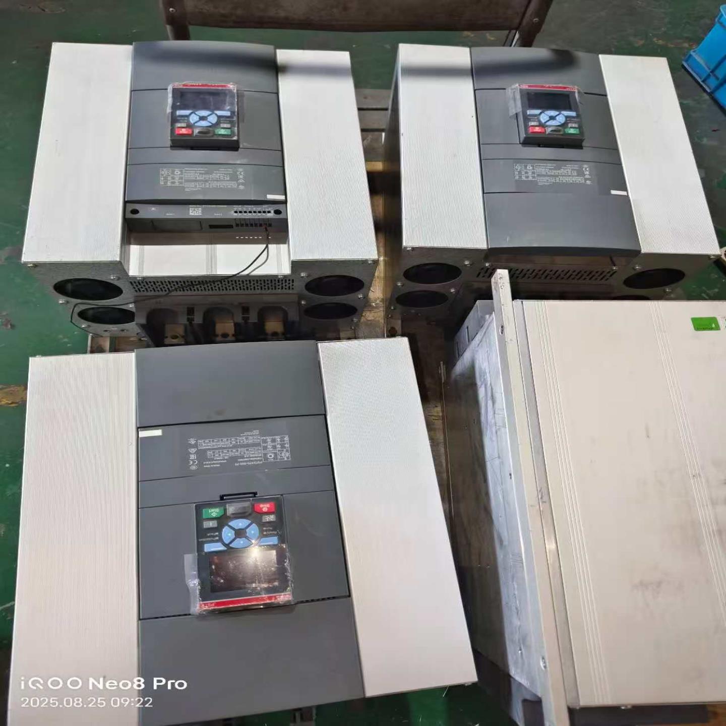 【请询价】ABB软启动器PSTX570-600-70三相电输入电压