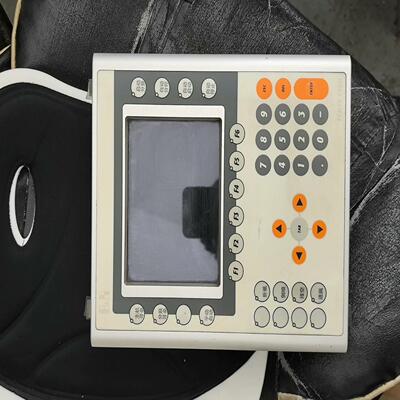4PP451.0571-75   贝加莱触摸屏  包好
