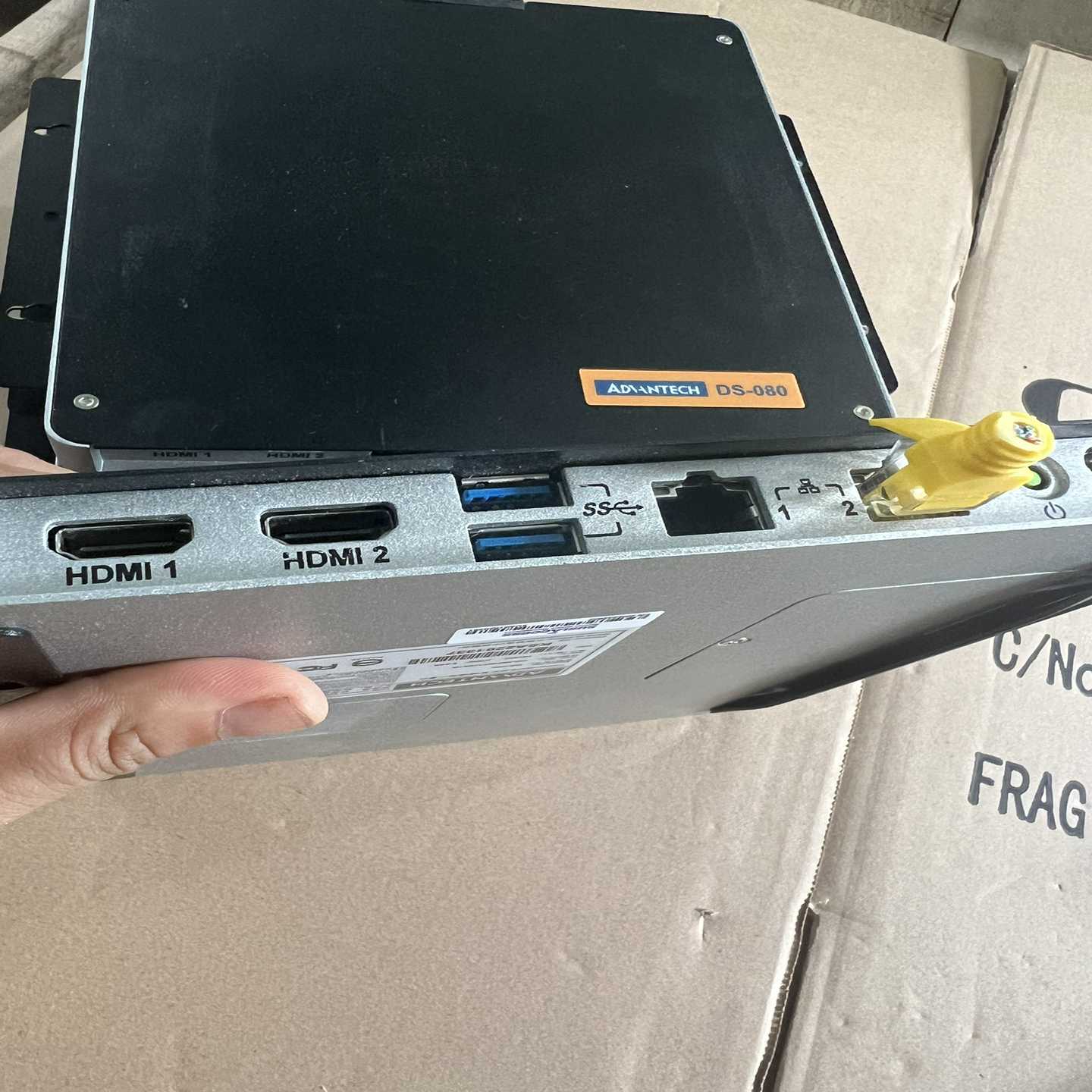 研华DS-080超薄工控机，双HDMI高清接口，带USB3.-询价客服