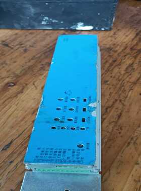 自动门控制器，蓝色外壳，接口齐全，带测试按钮。外观成色如图，