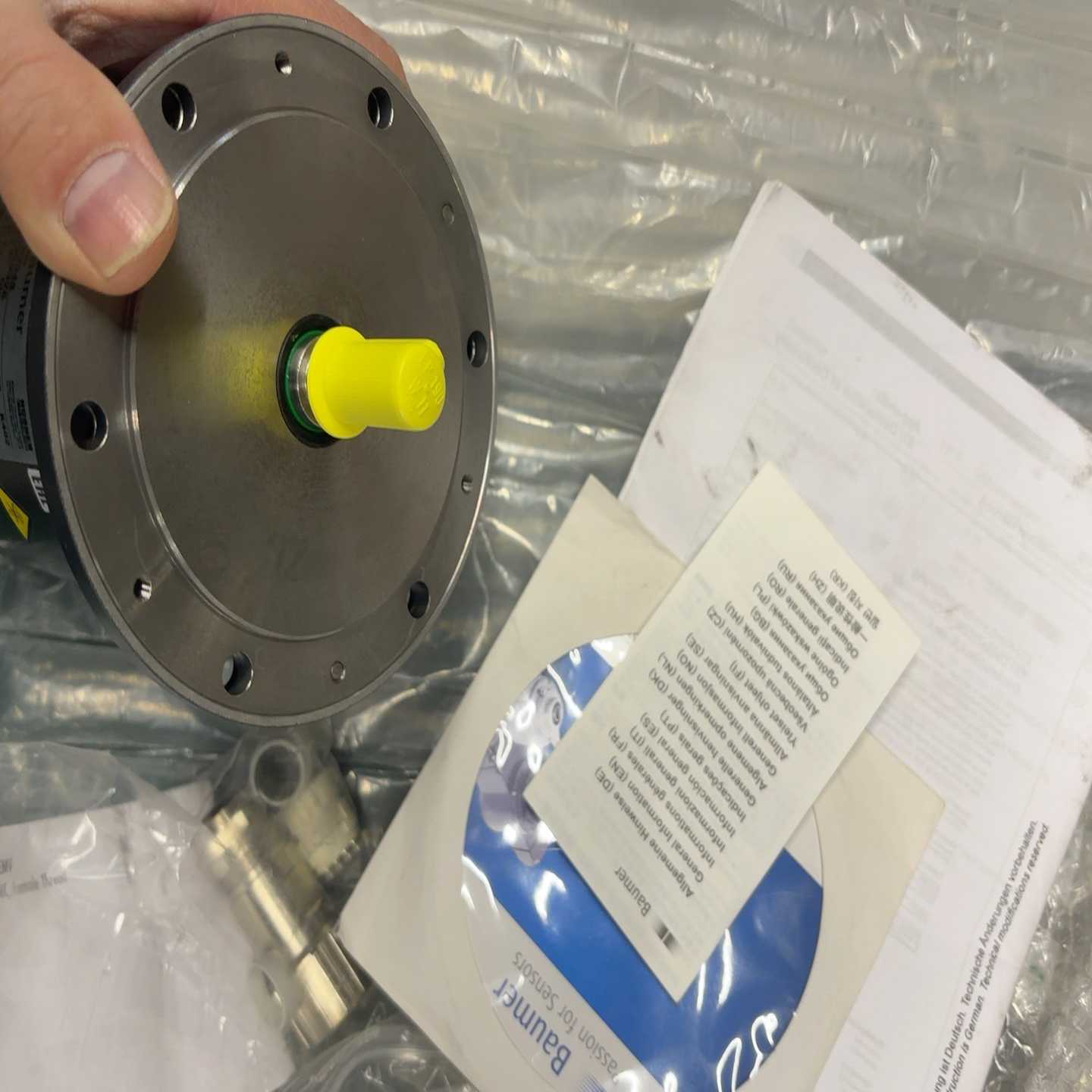 （议价）BAUMER堡盟编码器AMG81P29H2048堡盟A