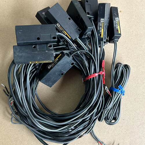 【询价】光电传感器E3C-VS7R