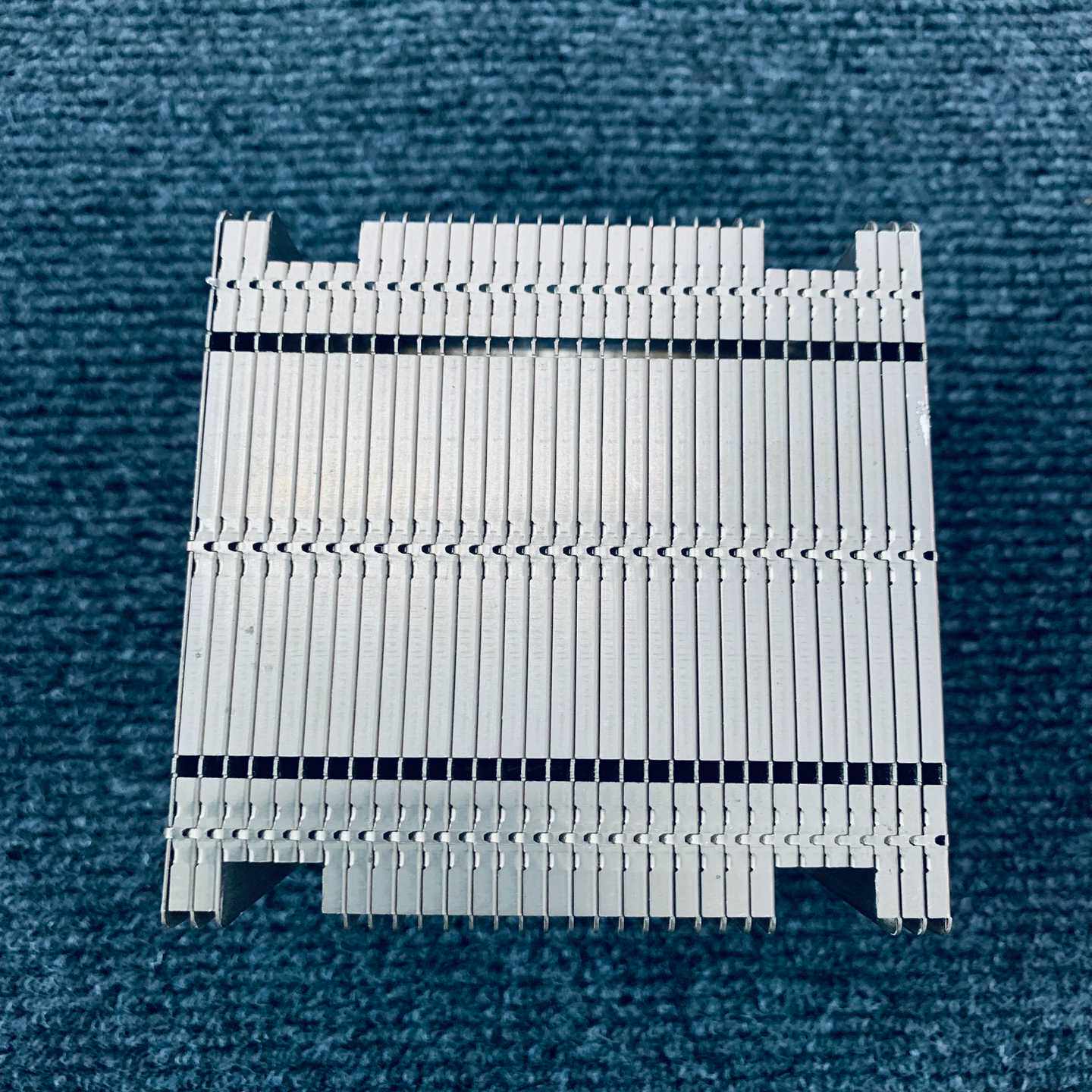 咨询-15个】2011标准2U长方形散热器9新