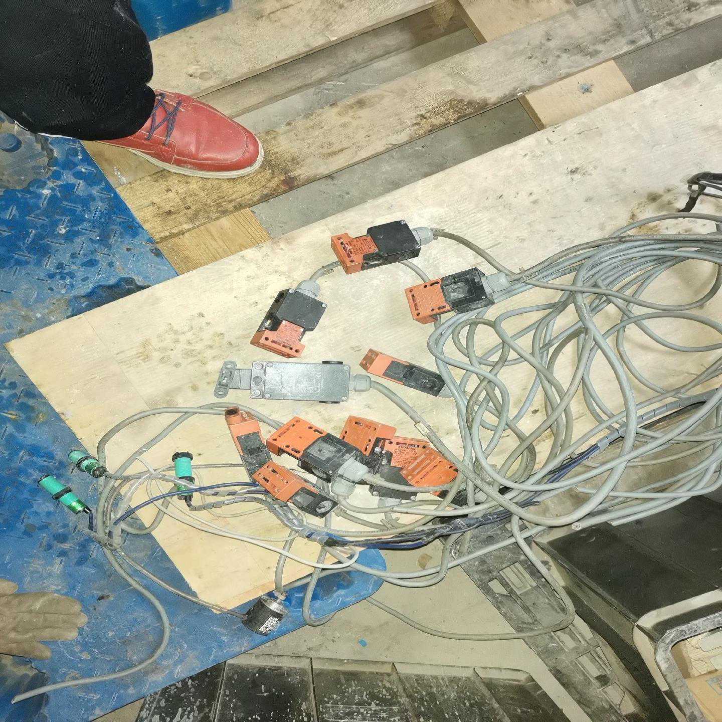 信捷触摸屏TP765-T~询价