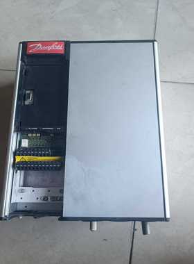 丹佛斯变频器VLT5004功能正常实物如图询价