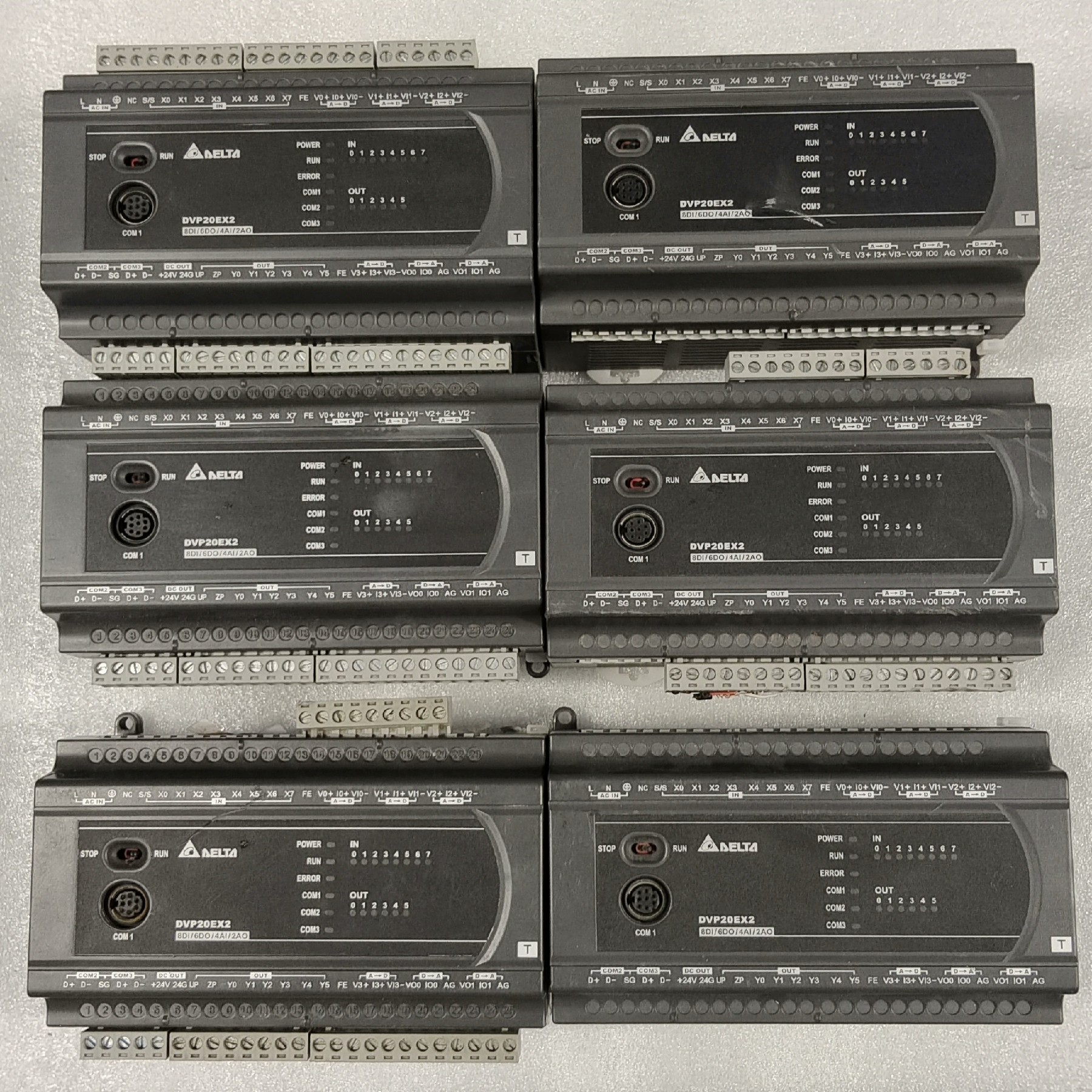 台达PLCDVP20EX200T成色如图，实物照片，功能--议价商品