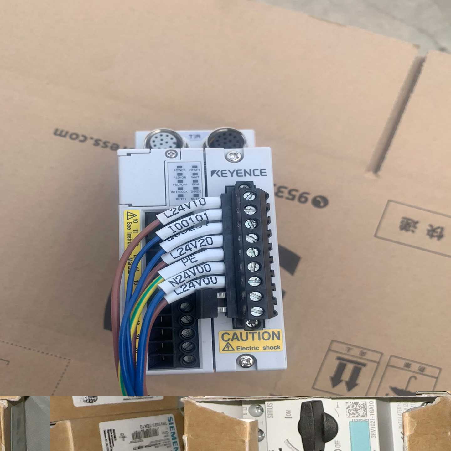 询价~施耐德LC1D115M7C交流接触器原盒，盒子破旧。