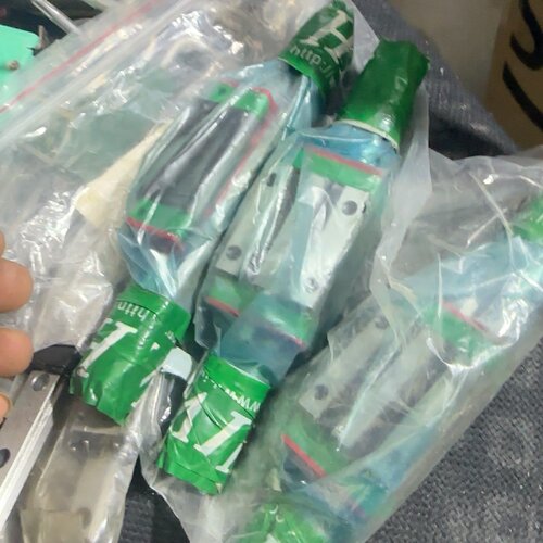 议价上银HGH15ca1801z1-20N01全新三只