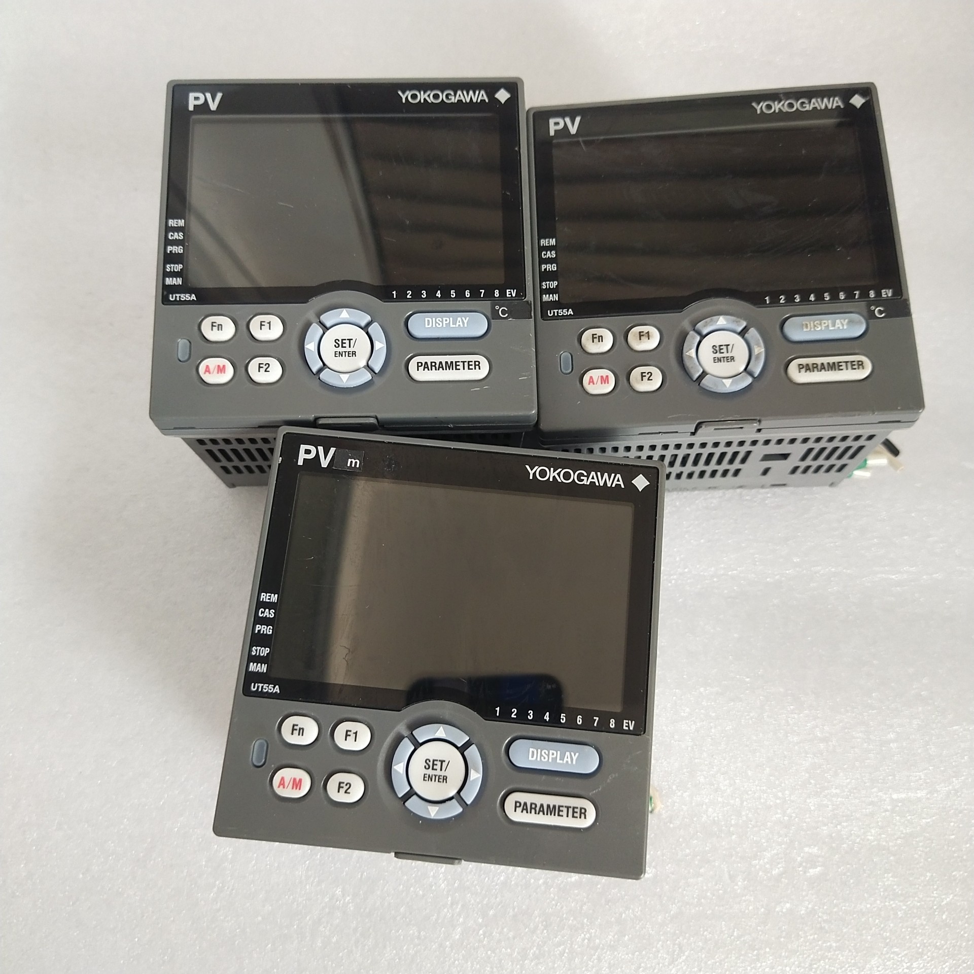 UT55A-020-01-00横河调节器温控器数显表议价询价