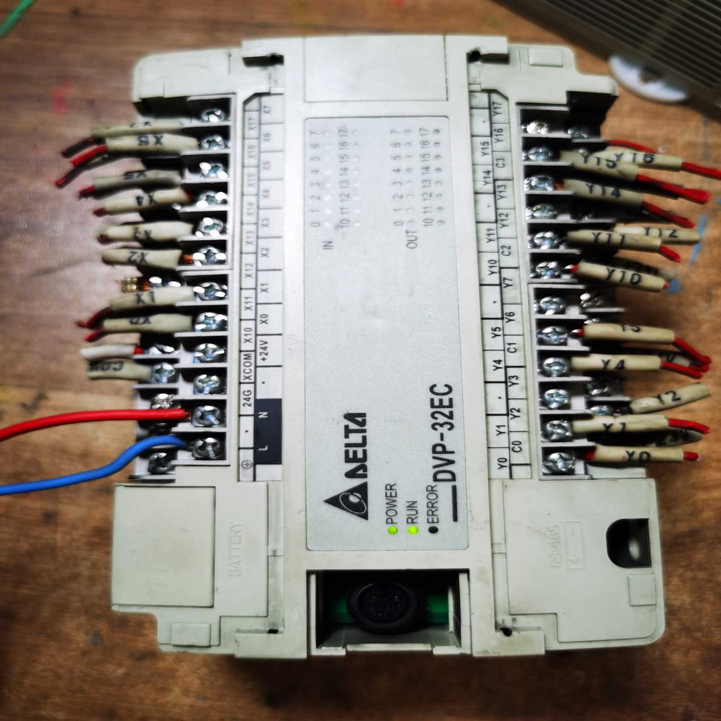 台达DVP32EC00R2，功能测试好，无端子盖板，便询价