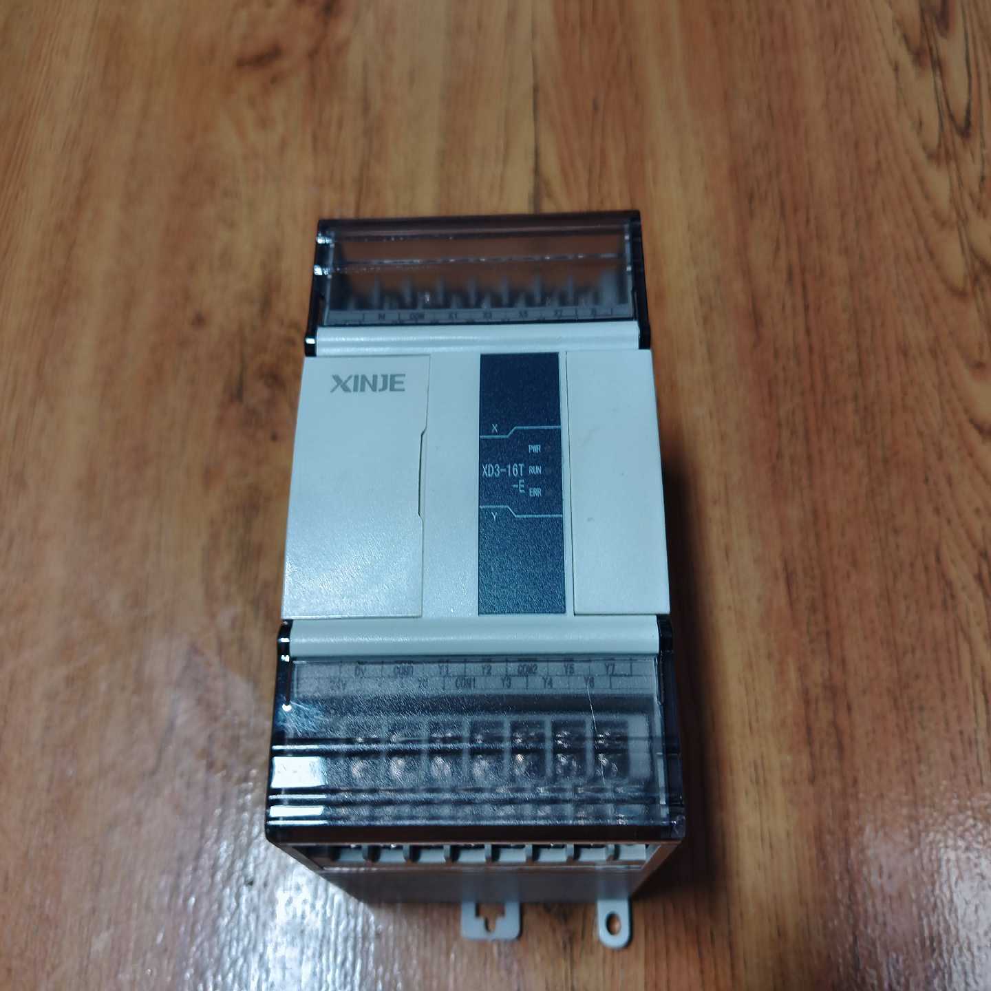 信捷PLCXD3-16T，功能正常，成色为实图-议价