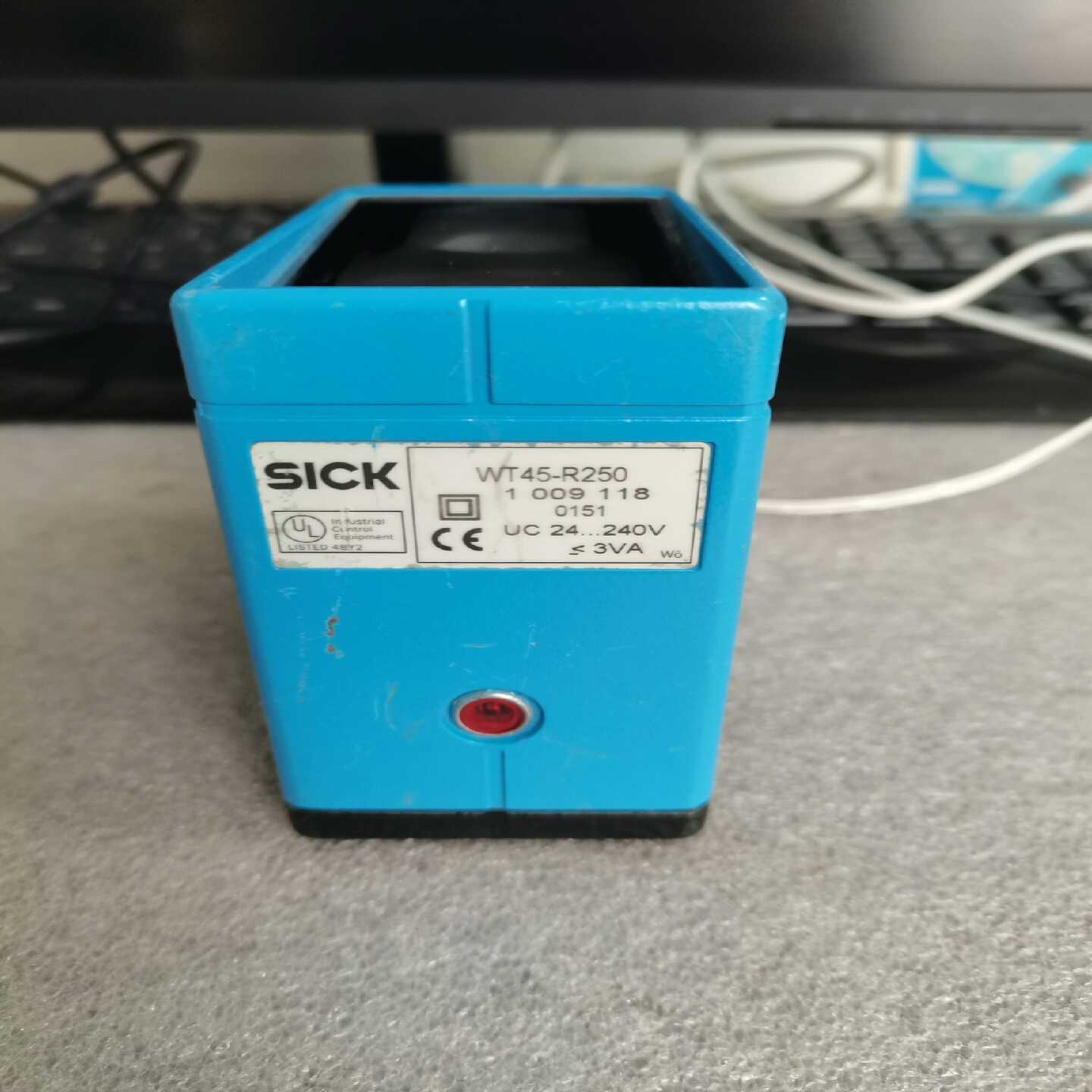 咨询-SICK光电传感器WT45-R250
