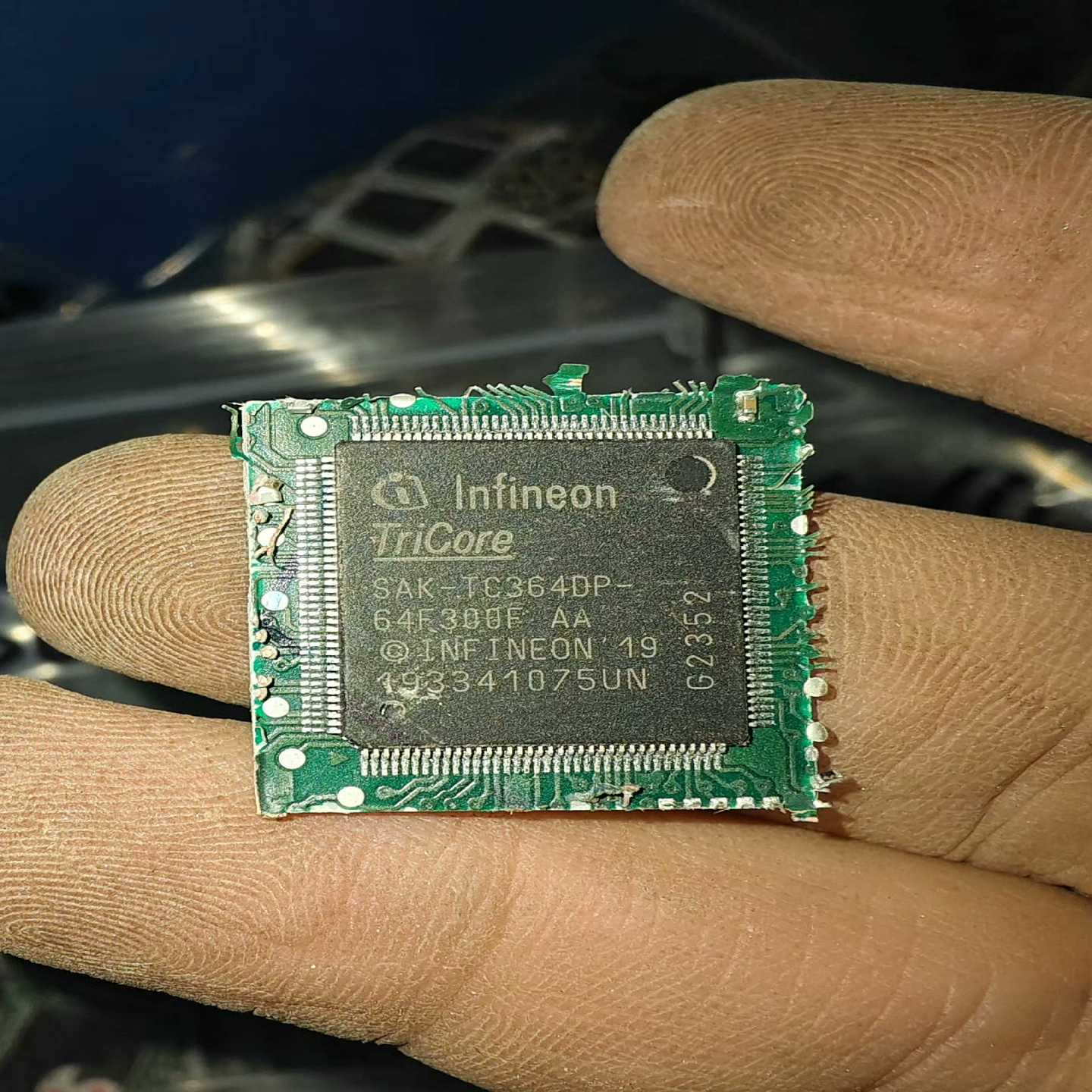 （请询价）SAK-TC364DP-64F300F