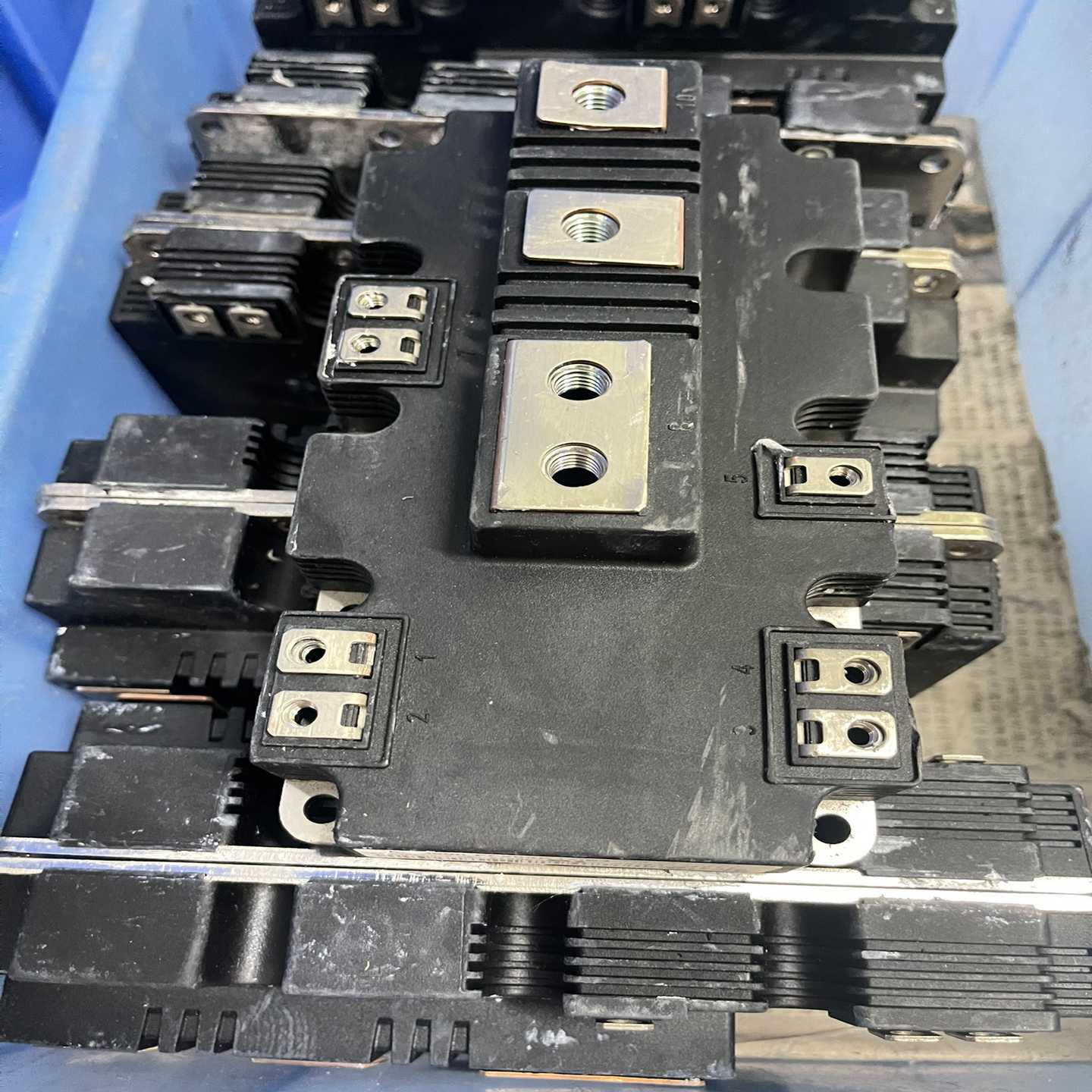 FF900R12IE4FF600R12IE4FF600R询价